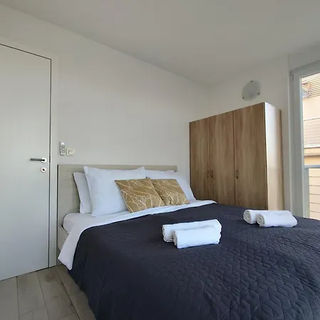 شقة Sunset View - Modern Three Bedroom With Sea View And Pool *