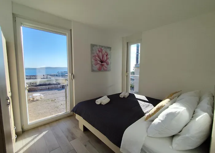 Sunset View - Modern Three Bedroom With Sea View And Pool Апартаменты *