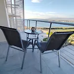 Sunset View - Modern Three Bedroom With Sea View And Pool *